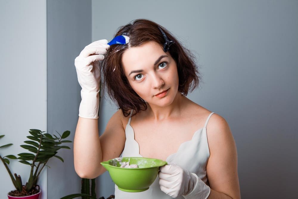 Pocos lo saben: ¿Cada cuántas semanas debes teñirte el cabello para dañarlo?